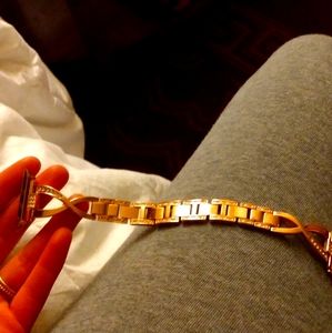 Rose gold apple watch band